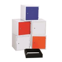 Egy rekeszes, kocka alakú tárolók